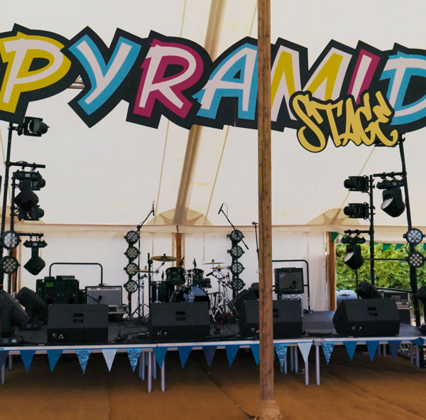 Festival stage at Dunsfest